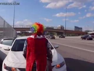 Gibby den clownen fucks saftig tee på atlanta’s mest populära highway