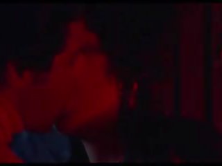 Kafesli fury: yarışma & sutyen seks video 1c