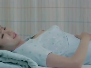Koreansk film x karakter video scene sykepleier blir knullet, kjønn eb | xhamster