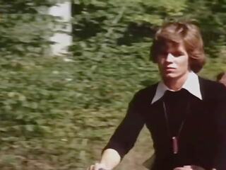 Corps Brulants 1976: Free Vintage French HD adult clip mov 06