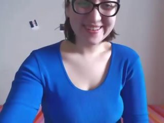 Beguiling brunetka w okulary kamerka internetowa, darmowe seks wideo c3