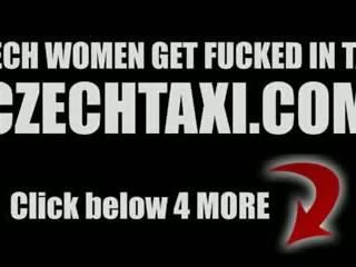 Czechtaxi многократен женски пол оргазъм в на задна седалка